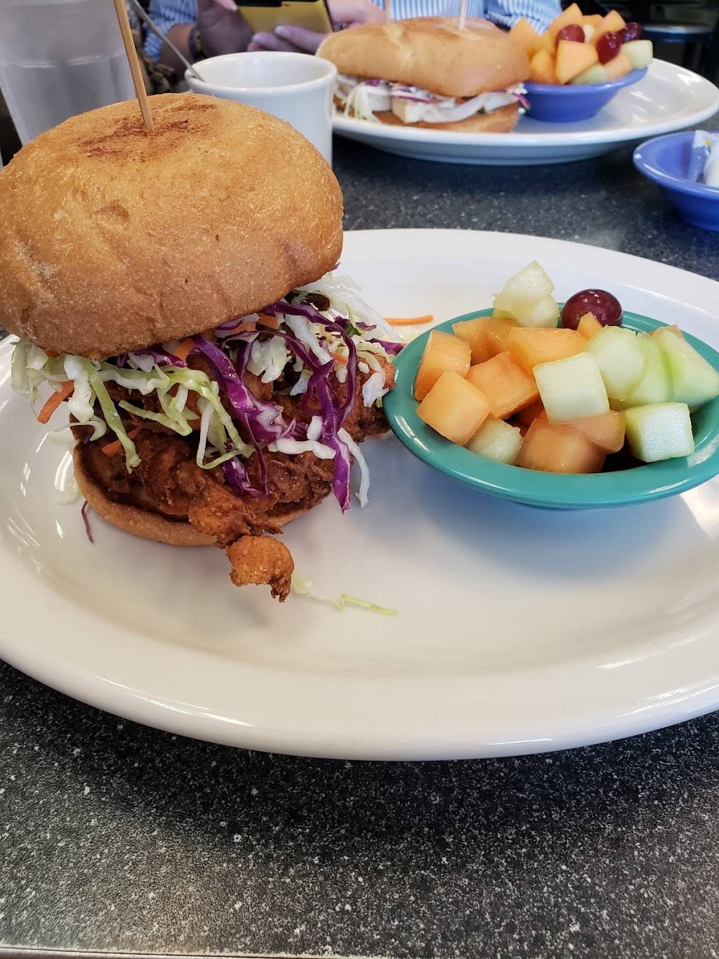 Village Inn Café | cafe | 2504, 204 Village Square, Orinda, CA 94563, USA | 9252546080 OR +1 925-254-6080