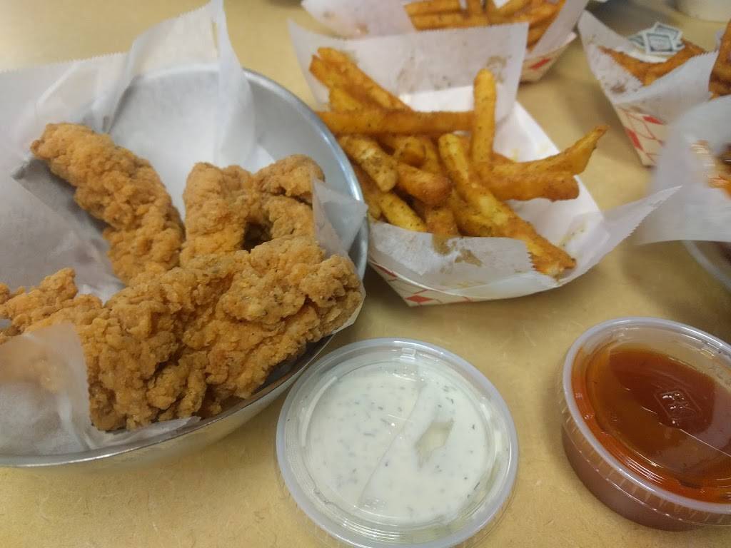 Crazy Mikes Wings | restaurant | 5350 W Bell Rd #130, Glendale, AZ 85308, USA | 6234636881 OR +1 623-463-6881