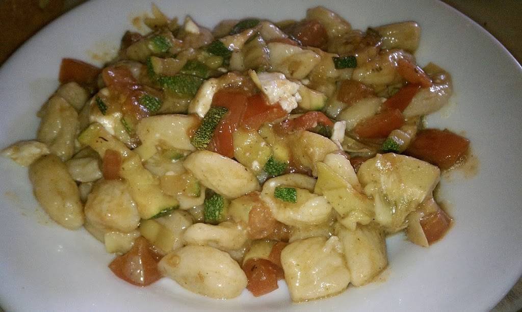 Mikes Place | restaurant | 19 Ferry St, Leetsdale, PA 15056, USA | 7242669904 OR +1 724-266-9904