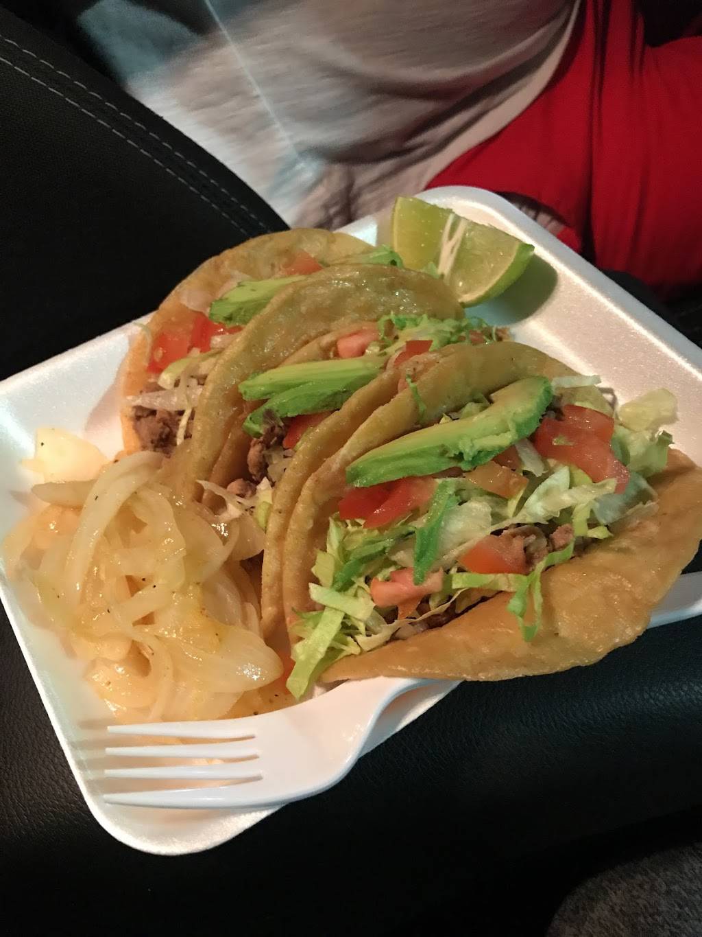 Taqueria Barboza | restaurant | 100-140 NW 24th St, San Antonio, TX 78207, USA | 2104209517 OR +1 210-420-9517