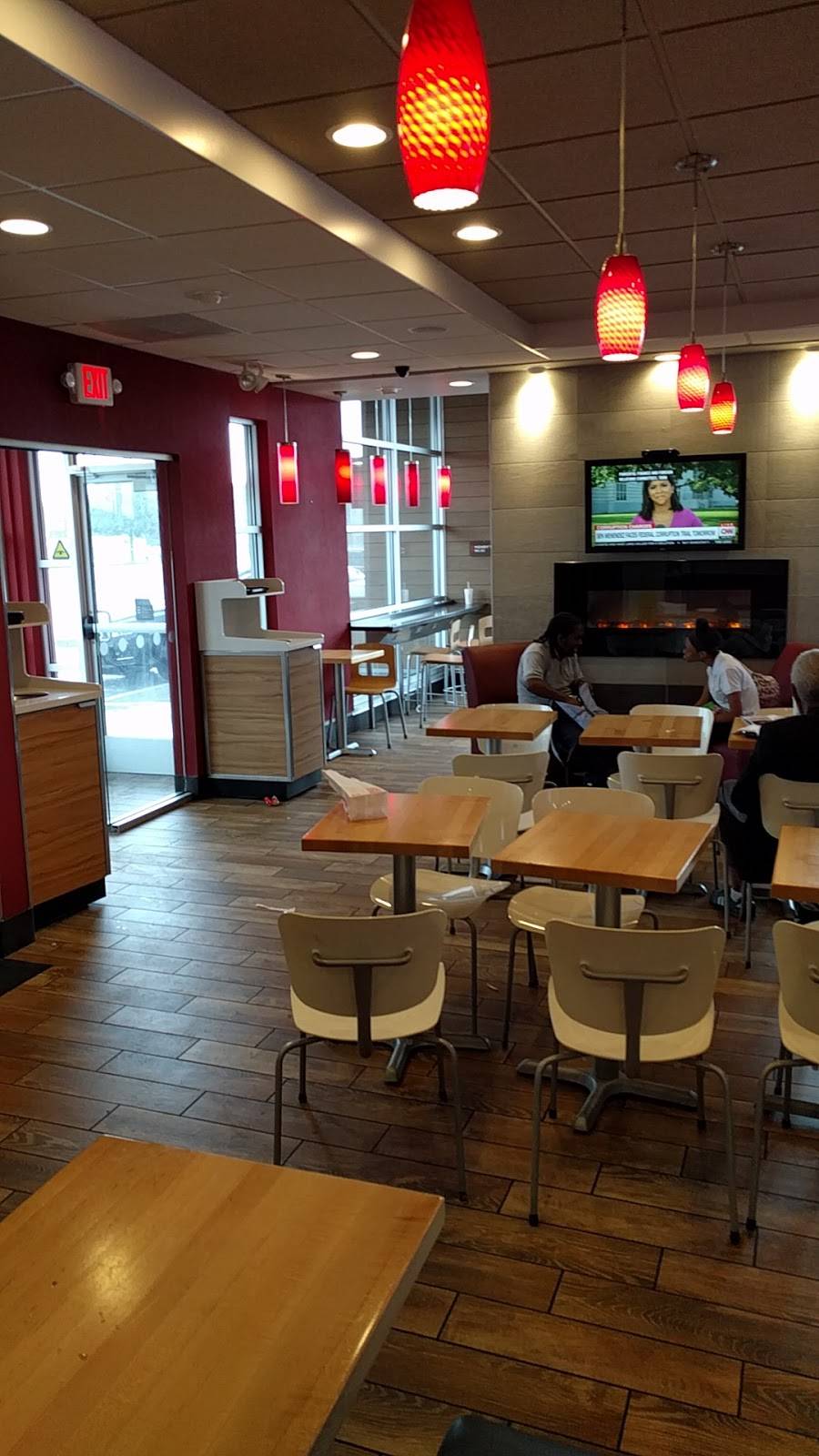 Wendys | restaurant | 9768 Grand River Ave, Detroit, MI 48204, USA | 3139315958 OR +1 313-931-5958