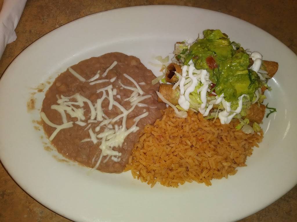 Casa Taquito | restaurant | 2721 Green River Rd #106, Corona, CA 92882, USA | 9513404607 OR +1 951-340-4607