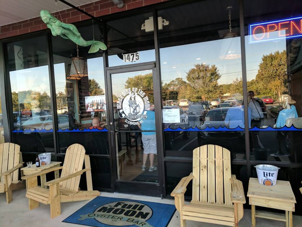 The Other Side Of The Moon | restaurant | 1477 River Ridge Dr, Clemmons, NC 27012, USA | 3367128200 OR +1 336-712-8200