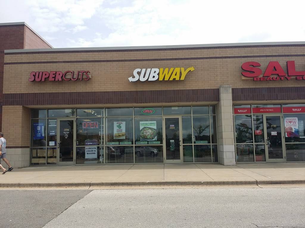 Subway Restaurants | restaurant | 2994 IL-60, Mundelein, IL 60060, USA | 8478371401 OR +1 847-837-1401