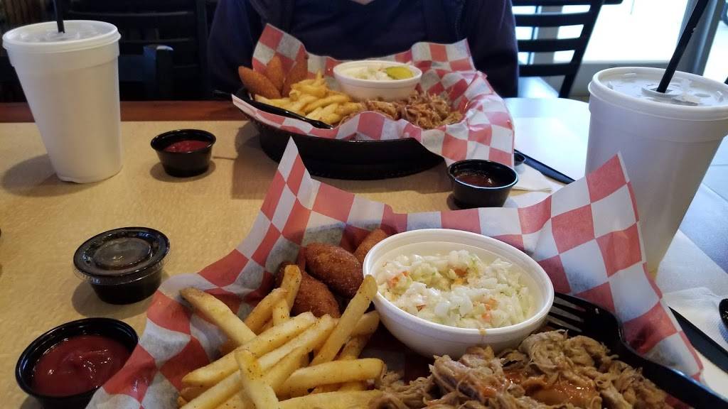 Tickle My Ribs BBQ | restaurant | 1183 University Dr #101, Burlington, NC 27215, USA | 3365380227 OR +1 336-538-0227