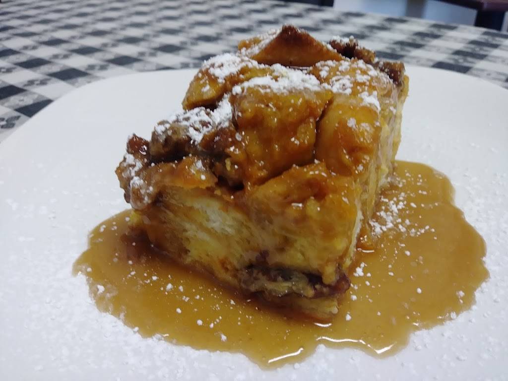 The Hidden Gem Diner | restaurant | 12930 FM830, Willis, TX 77318, USA | 9368909538 OR +1 936-890-9538