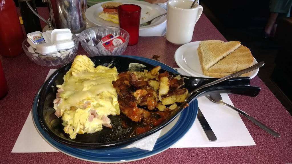 Smittys Pancake & Grill | restaurant | 8165 FL-52, Hudson, FL 34667, USA | 7278694842 OR +1 727-869-4842