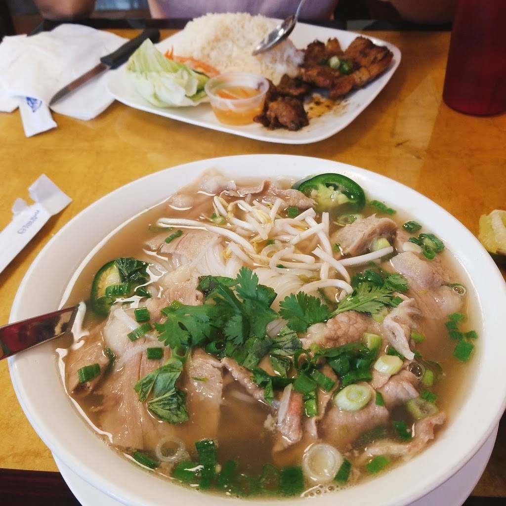 Maiku Sushi and Pho | restaurant | 1611 Penn Ave, Pittsburgh, PA 15222, USA | 4122818888 OR +1 412-281-8888