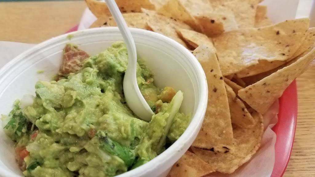 Arandas Tacos | restaurant | 2448 US-30, Oswego, IL 60543, USA | 6308961709 OR +1 630-896-1709