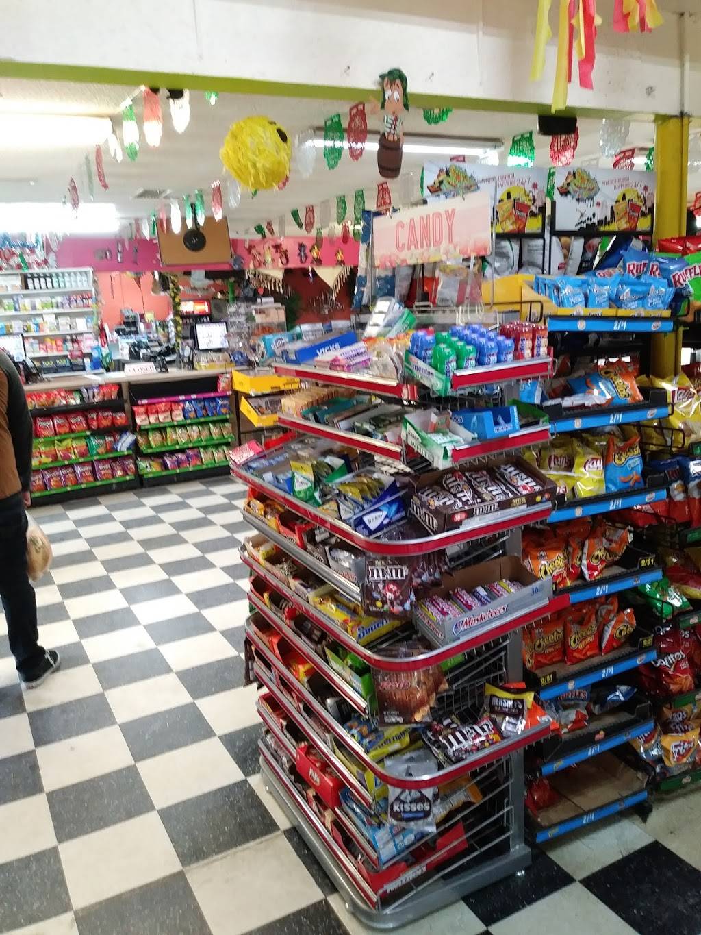 La Mejor Inc. | restaurant | 684 S Farmersville Blvd, Farmersville, CA 93223, USA | 5597470739 OR +1 559-747-0739