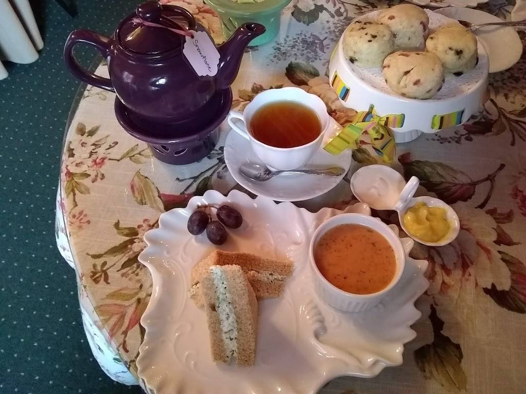 TranquilaTEA Tea Room and Gift Shop | cafe | 117 W Main St, Waynesboro, PA 17268, USA | 7177658327 OR +1 717-765-8327
