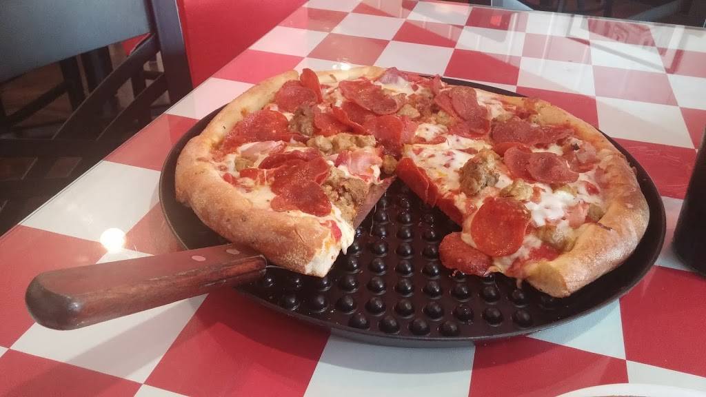 Greeks Pizzeria Zionsville | restaurant | 30 N Main St, Zionsville, IN 46077, USA | 3173442999 OR +1 317-344-2999