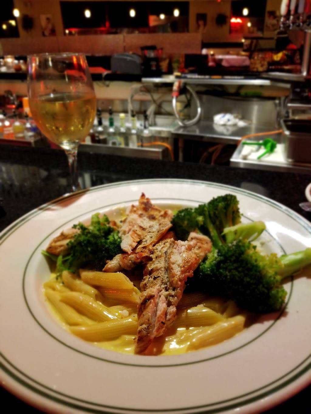 Fratellos Italian Kitchen + Bar | restaurant | 647 Camino De Los Mares #126, San Clemente, CA 92673, USA | 9496615200 OR +1 949-661-5200