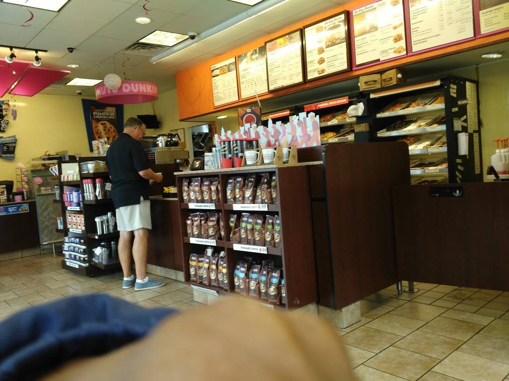 Dunkin Donuts | cafe | 6250 N Clark St, Chicago, IL 60660, USA | 7733382700 OR +1 773-338-2700