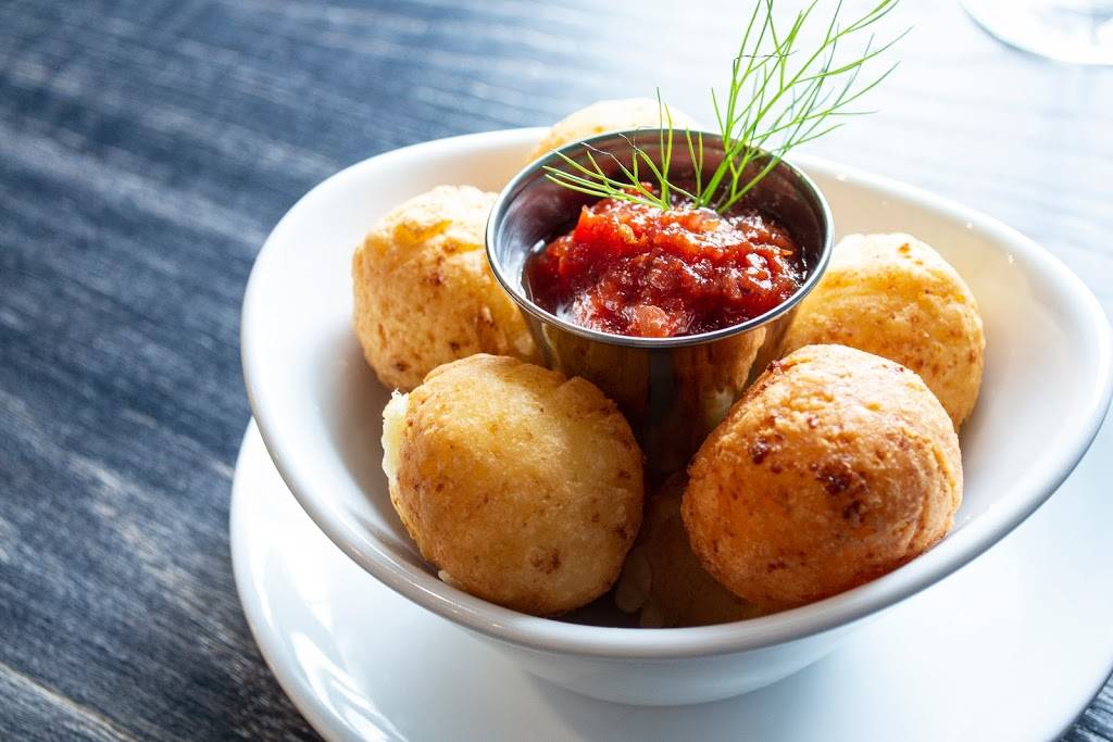 Indigo Room | restaurant | 800 48th Ave, Amana, IA 52203, USA | 3198385015 OR +1 319-838-5015