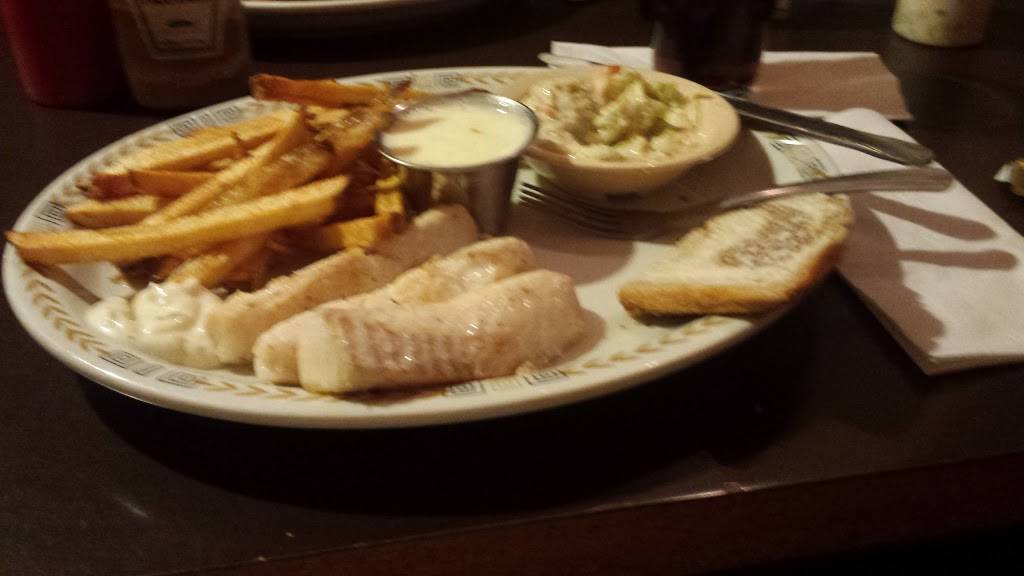 Northern Lights Bar & Grill | restaurant | 160 W State St, Iola, WI 54945, USA | 7154452328 OR +1 715-445-2328