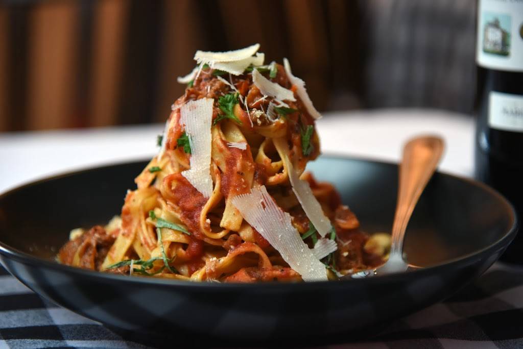 Palatuccis Italian Ristorante | restaurant | 204 S Spring St, Louisville, KY 40206, USA | 5026181049 OR +1 502-618-1049