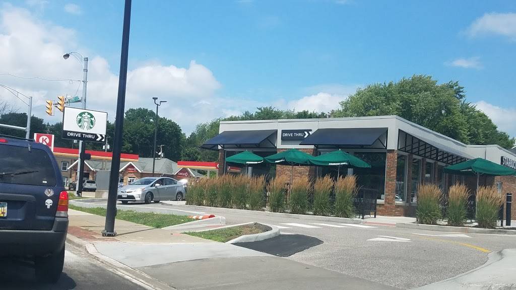 Starbucks | cafe | 1971 W Market St, Akron, OH 44313, USA | 3308694909 OR +1 330-869-4909