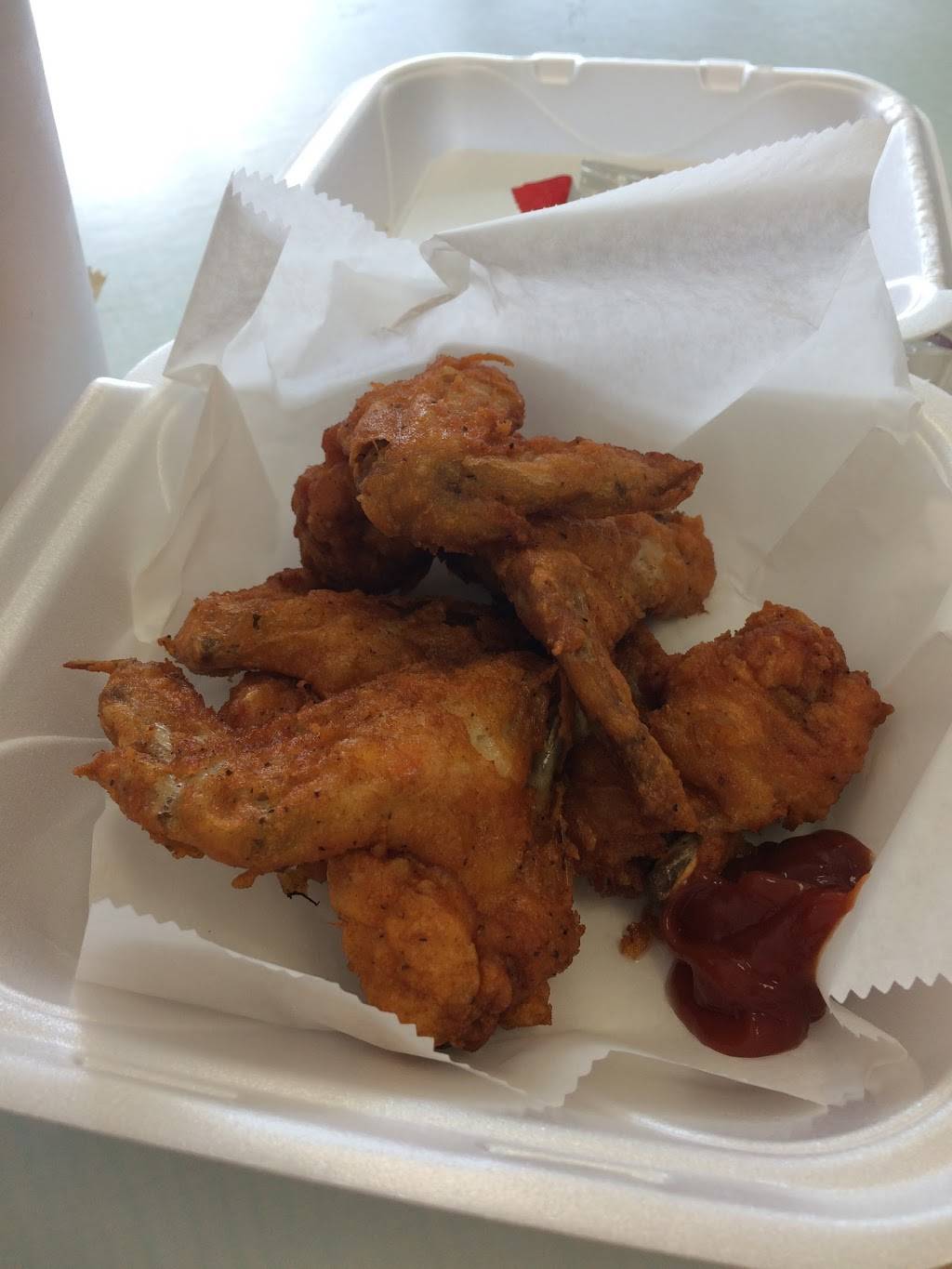 Kings Fried Chicken | restaurant | 2216 34th St S, St. Petersburg, FL 33711, USA | 7272019659 OR +1 727-201-9659