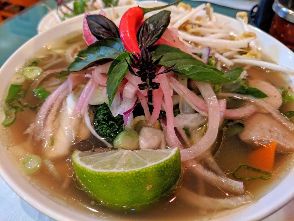 Saigon Restaurant | restaurant | 3987 State St, Santa Barbara, CA 93105, USA | 8059640909 OR +1 805-964-0909