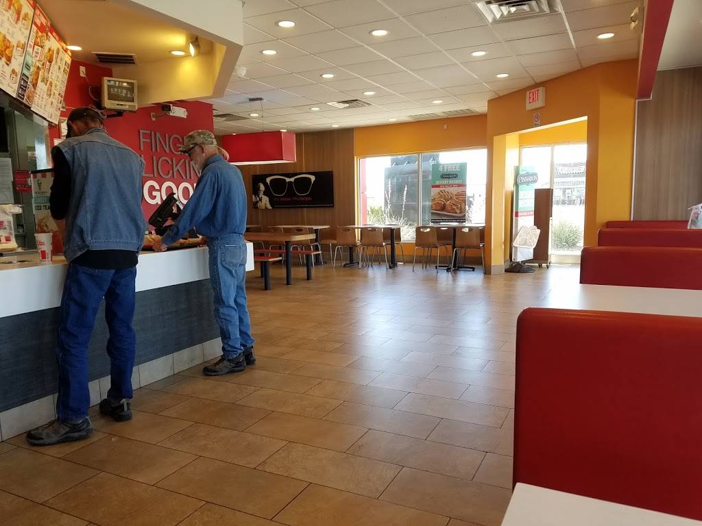 KFC | restaurant | 1318 W Craig Rd, North Las Vegas, NV 89032, USA | 7026380018 OR +1 702-638-0018