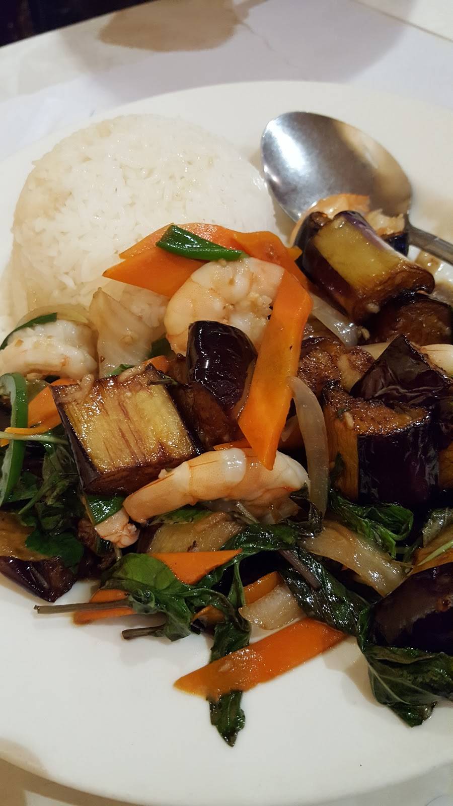 MaMas Vietnamese Cuisine | restaurant | 2456 S El Camino Real, San Mateo, CA 94403, USA | 6505728822 OR +1 650-572-8822