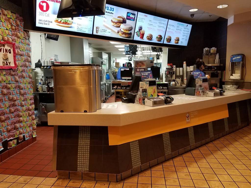 McDonalds | cafe | 455 W Guadalupe Rd, Tempe, AZ 85282, USA | 4807554433 OR +1 480-755-4433