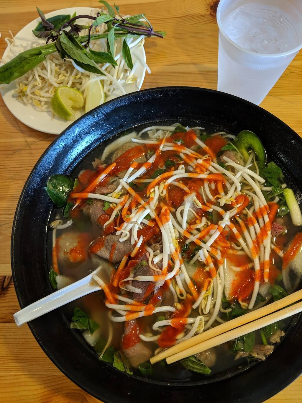 Phở PCH | restaurant | 623 N Pacific Coast Hwy, Redondo Beach, CA 90277, USA | 4242061072 OR +1 424-206-1072