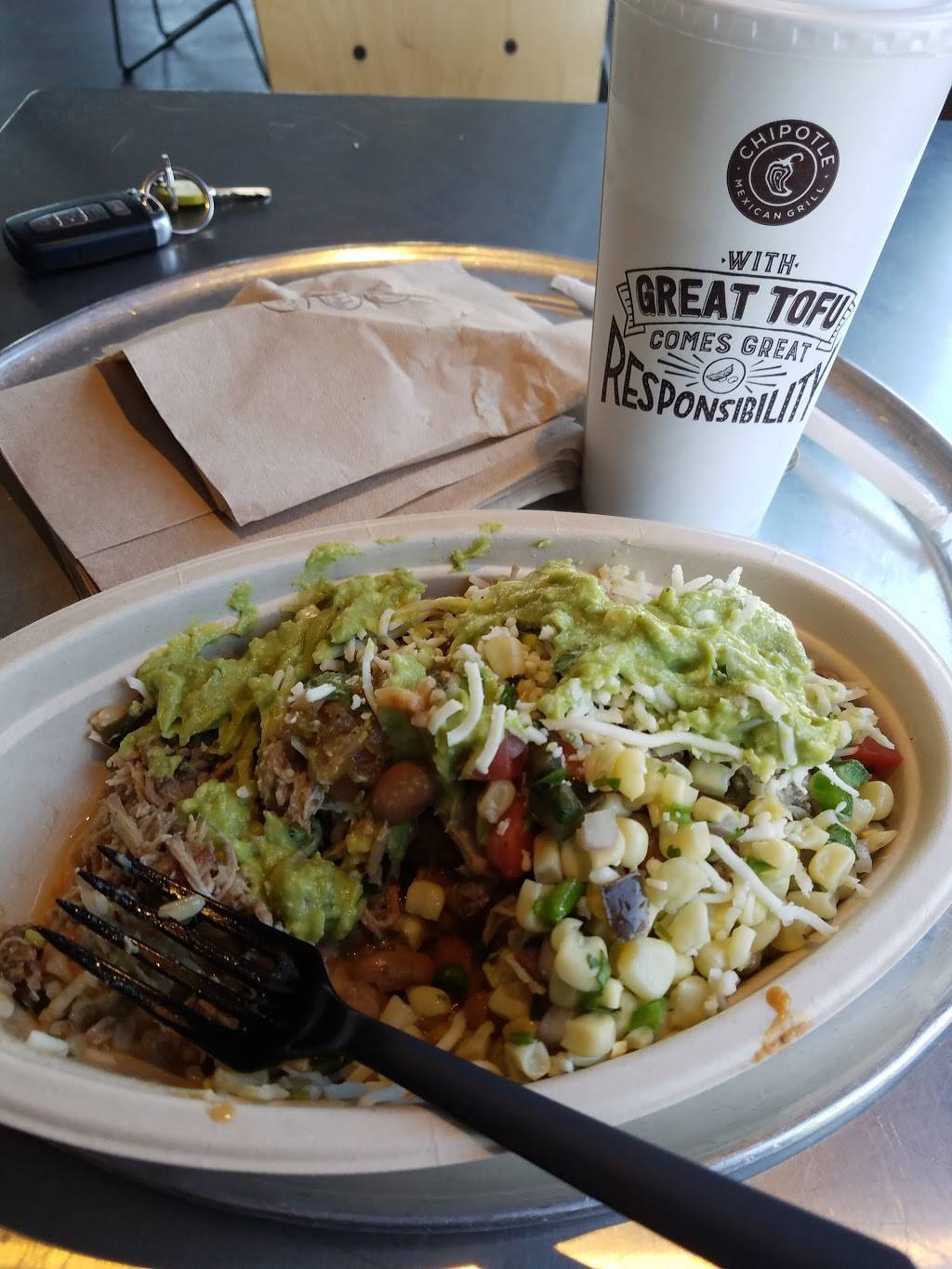 Chipotle Mexican Grill | restaurant | 3369 Castro Valley Blvd, Castro Valley, CA 94546, USA | 5105828643 OR +1 510-582-8643