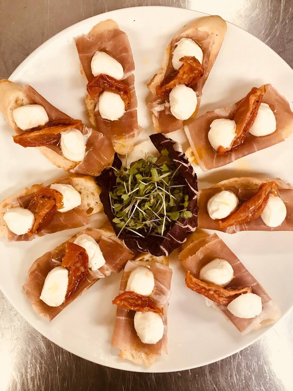 The Grey Stone Fine Food and Spirits | restaurant | 552 Washington Crossing Rd, Newtown, PA 18940, USA | 2677596752 OR +1 267-759-6752