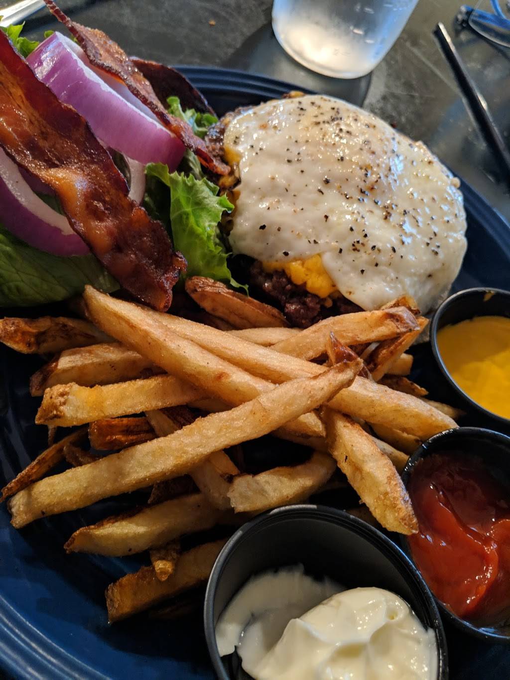 The Front Porch | restaurant | 1509 W Emory Rd, Powell, TN 37849, USA | 8658599260 OR +1 865-859-9260