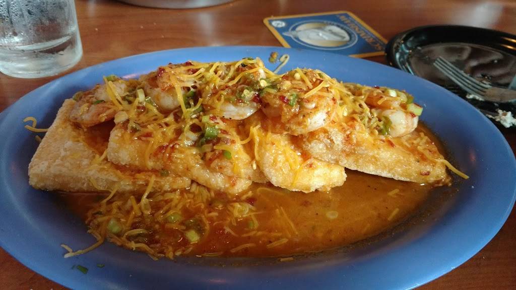 Reverends Bar & Grill | restaurant | 130 E Wooster St, Bowling Green, OH 43402, USA | 4193520400 OR +1 419-352-0400