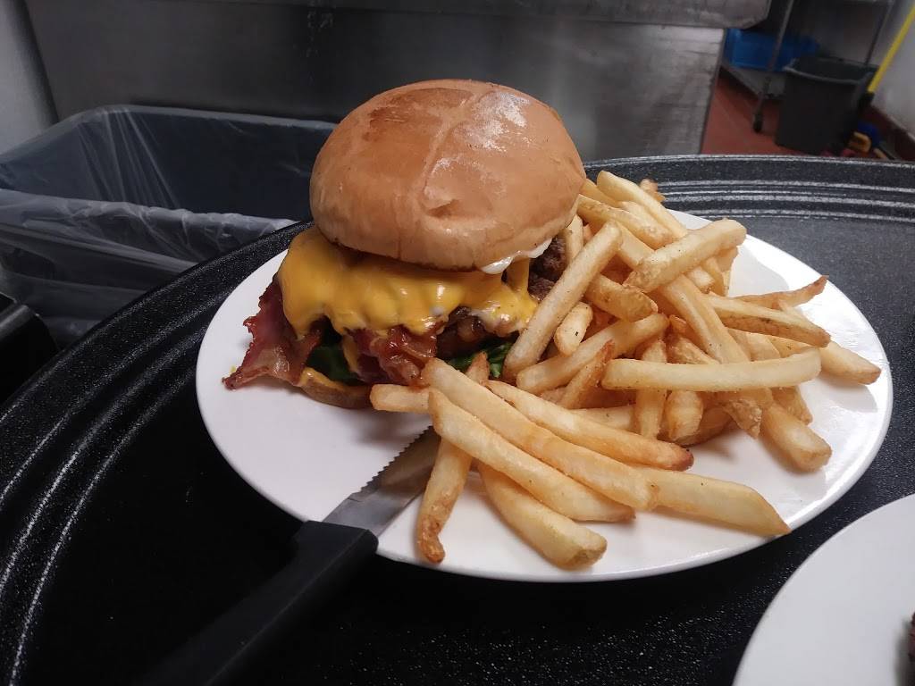 Shorty Smalls | restaurant | 2037 S Meridian Ave, Oklahoma City, OK 73108, USA | 4059470779 OR +1 405-947-0779