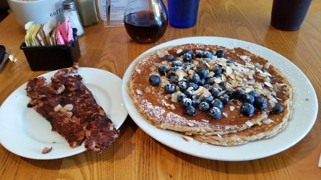 Big Bean Breakfast Cafe | restaurant | 118 Main St, Newmarket, NH 03857, USA | 6036598600 OR +1 603-659-8600