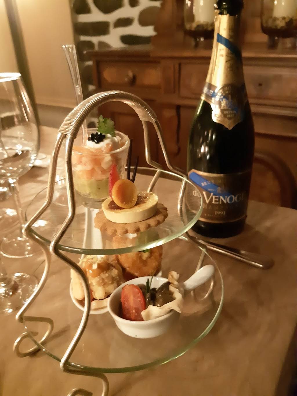 Restaurant Le Gourmet | restaurant | 360 boulevard Pierre-Laporte, Bromont, QC J2L 2W1, Canada | 4505343000 OR +1 450-534-3000