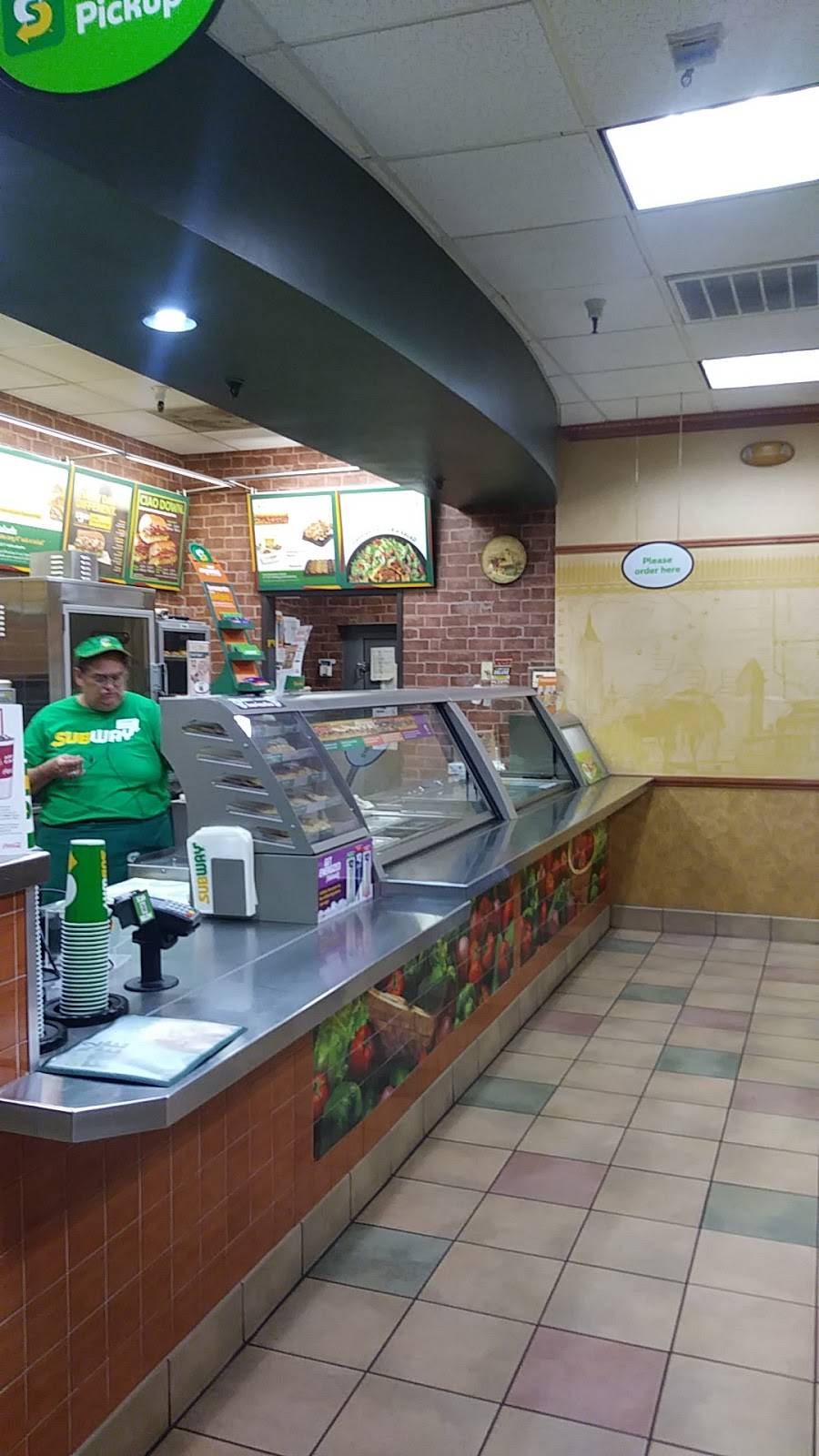 Subway Restaurants | restaurant | Metro Marketplace, 9201 N 29th Ave Ste 65, Phoenix, AZ 85051, USA | 6029444054 OR +1 602-944-4054