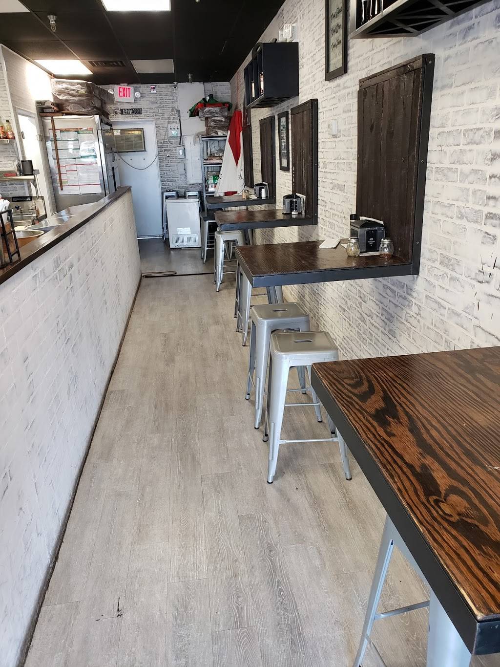 ItalIanos Restaurant | restaurant | 1823 Englewood Rd, Englewood, FL 34223, USA | 9412085200 OR +1 941-208-5200