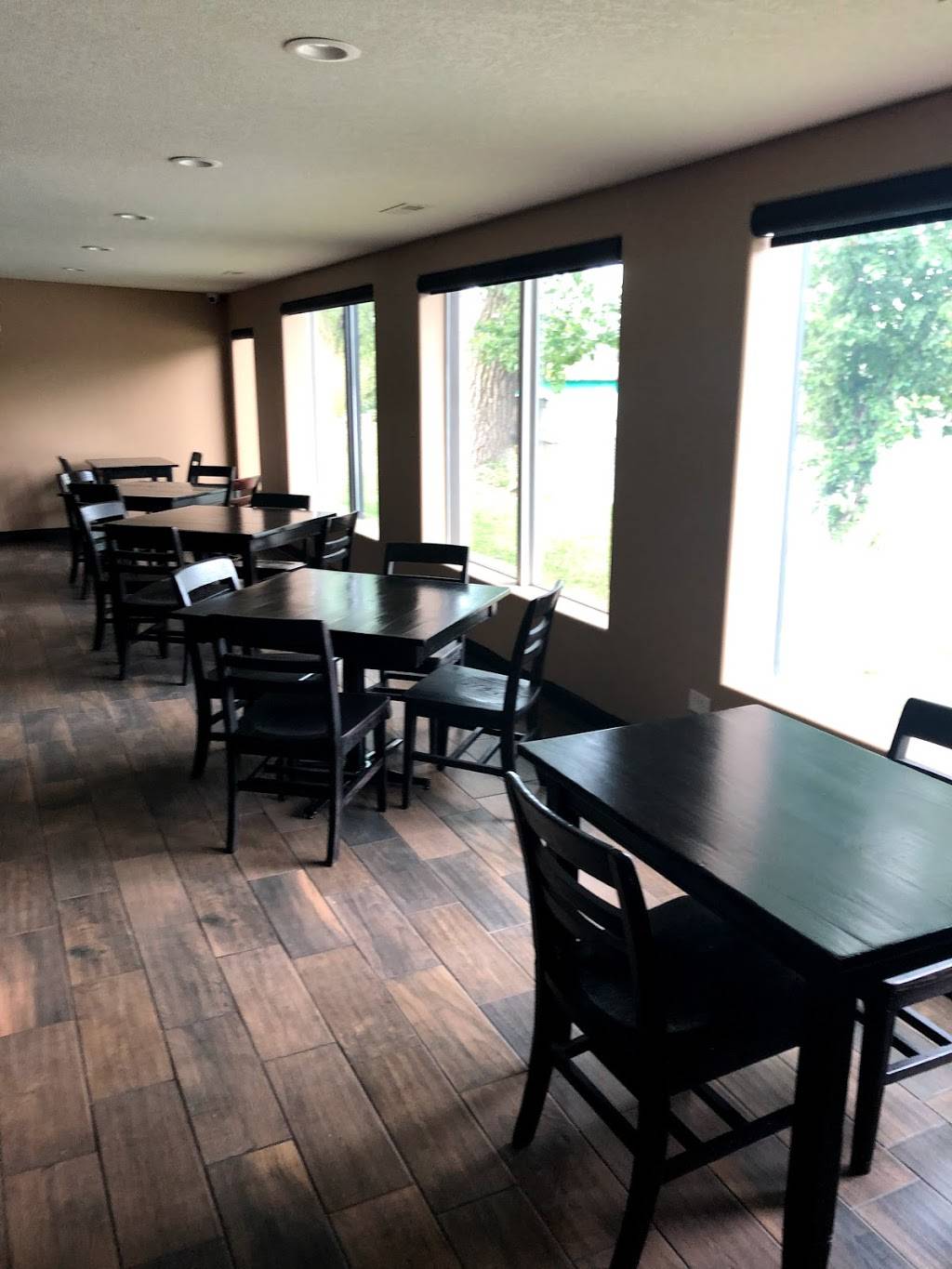 Tierra Mar Restaurant | restaurant | 6070 E, IL-17, Kankakee, IL 60901, USA | 8156143332 OR +1 815-614-3332