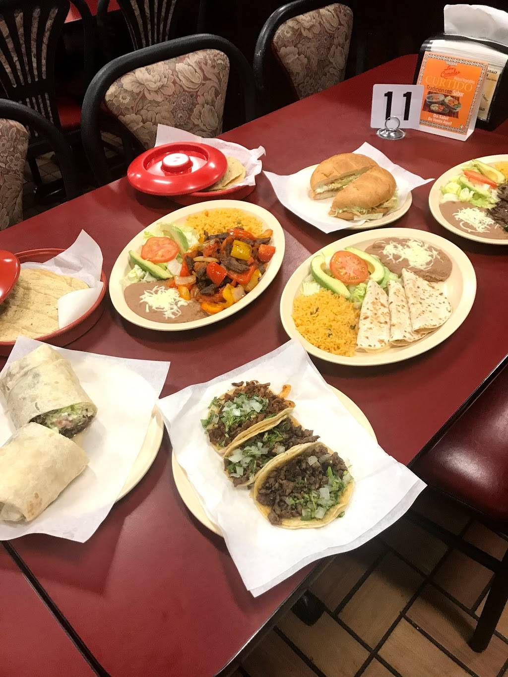 Los Comales Niles | restaurant | 9055 N Milwaukee Ave, Niles, IL 60714, USA | 8476630763 OR +1 847-663-0763