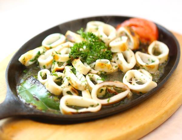 Lisas Mediterranean Cuisine | restaurant | 28 Oak St, Ridgewood, NJ 07450, USA | 2012518686 OR +1 201-251-8686