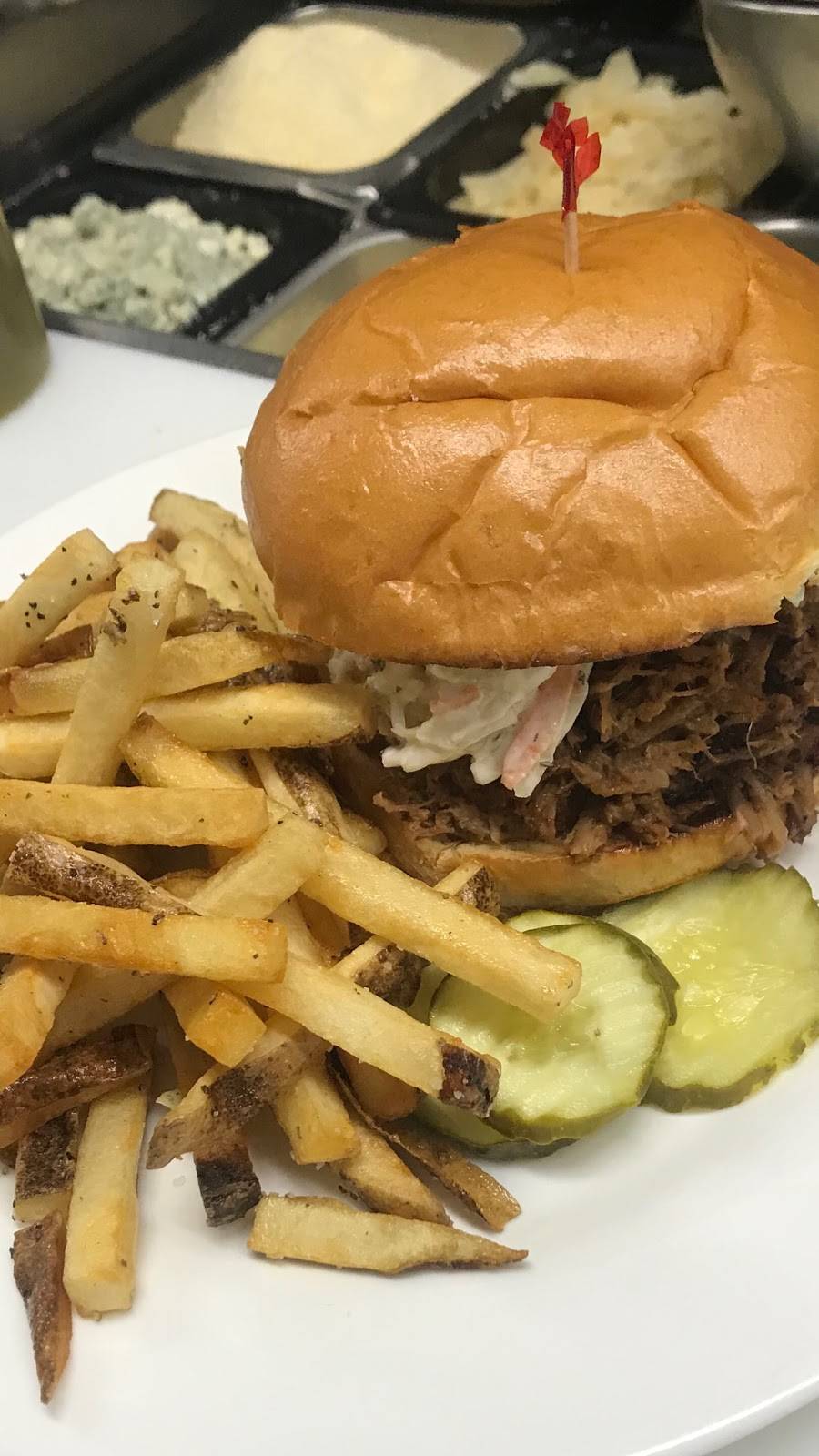 Royal Tavern | restaurant | 786 Boston Rd, Billerica, MA 01821, USA | 9782948188 OR +1 978-294-8188