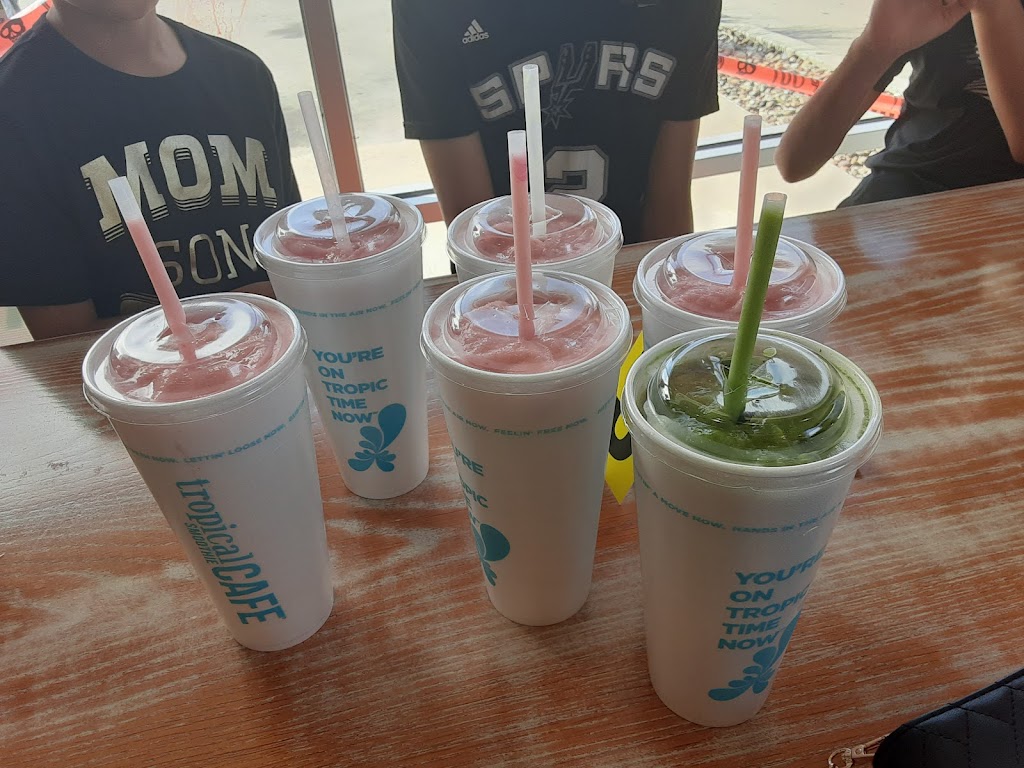 Tropical Smoothie Cafe | restaurant | 2715 Boca Chica Blvd, Brownsville, TX 78521, USA | 9564430521 OR +1 956-443-0521