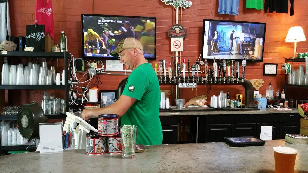 House of Hops | restaurant | 6909 Glenwood Ave #100, Raleigh, NC 27612, USA | 9193078870 OR +1 919-307-8870