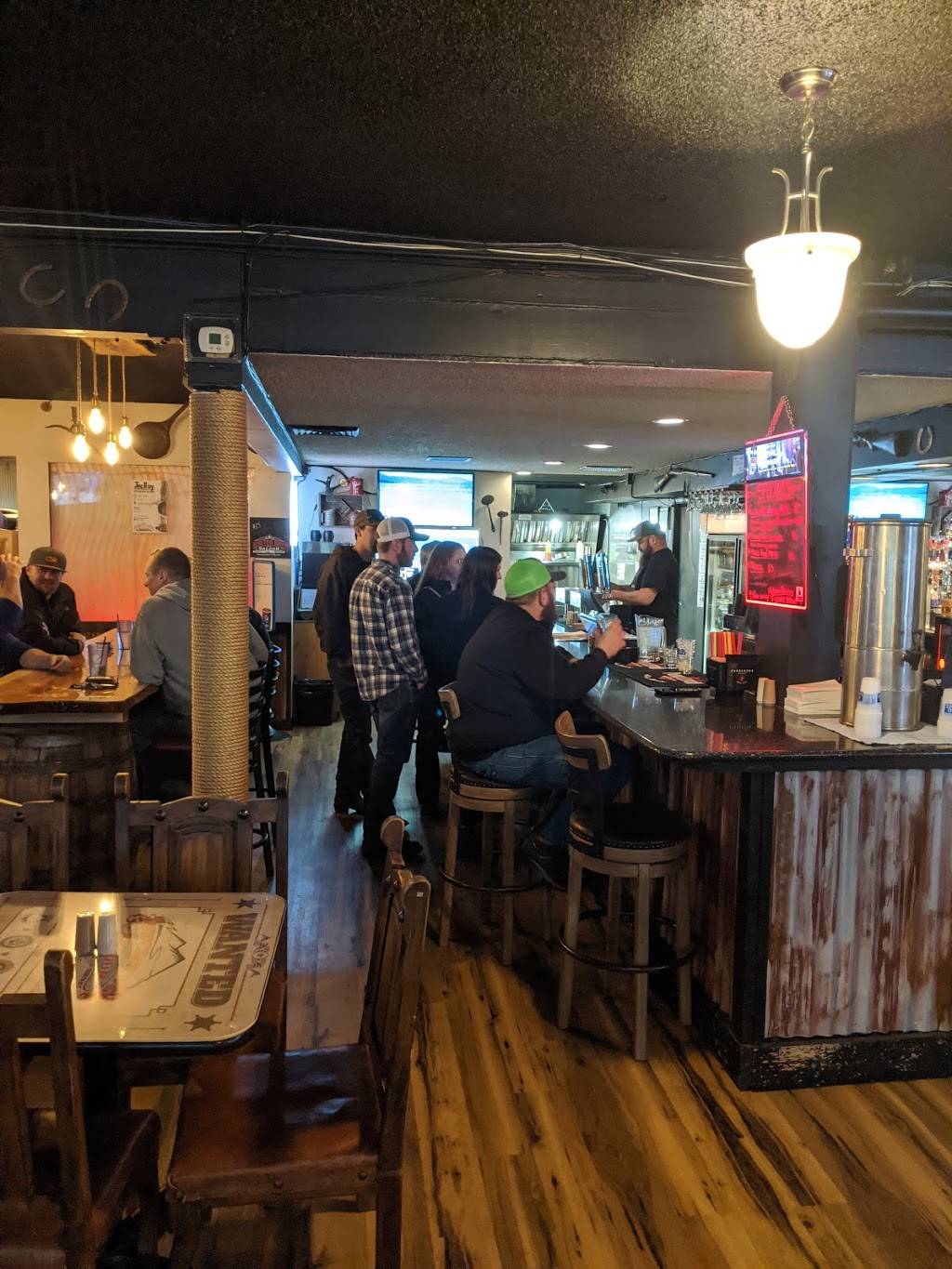 Twisted River Saloon | restaurant | 1444 Main St, Springfield, OR 97477, USA | 5415156656 OR +1 541-515-6656