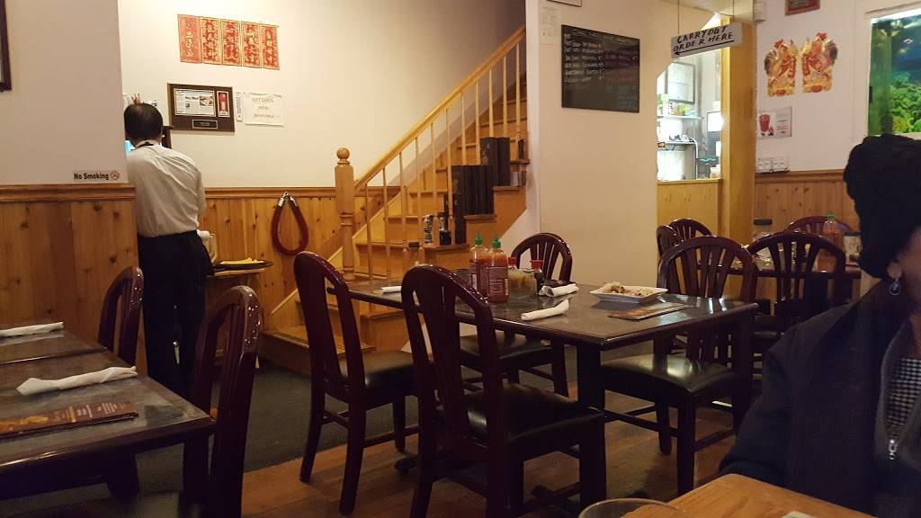 Mon Lung Restaurant | restaurant | 1009 N Ashland Ave, Chicago, IL 60622, USA | 7732278824 OR +1 773-227-8824