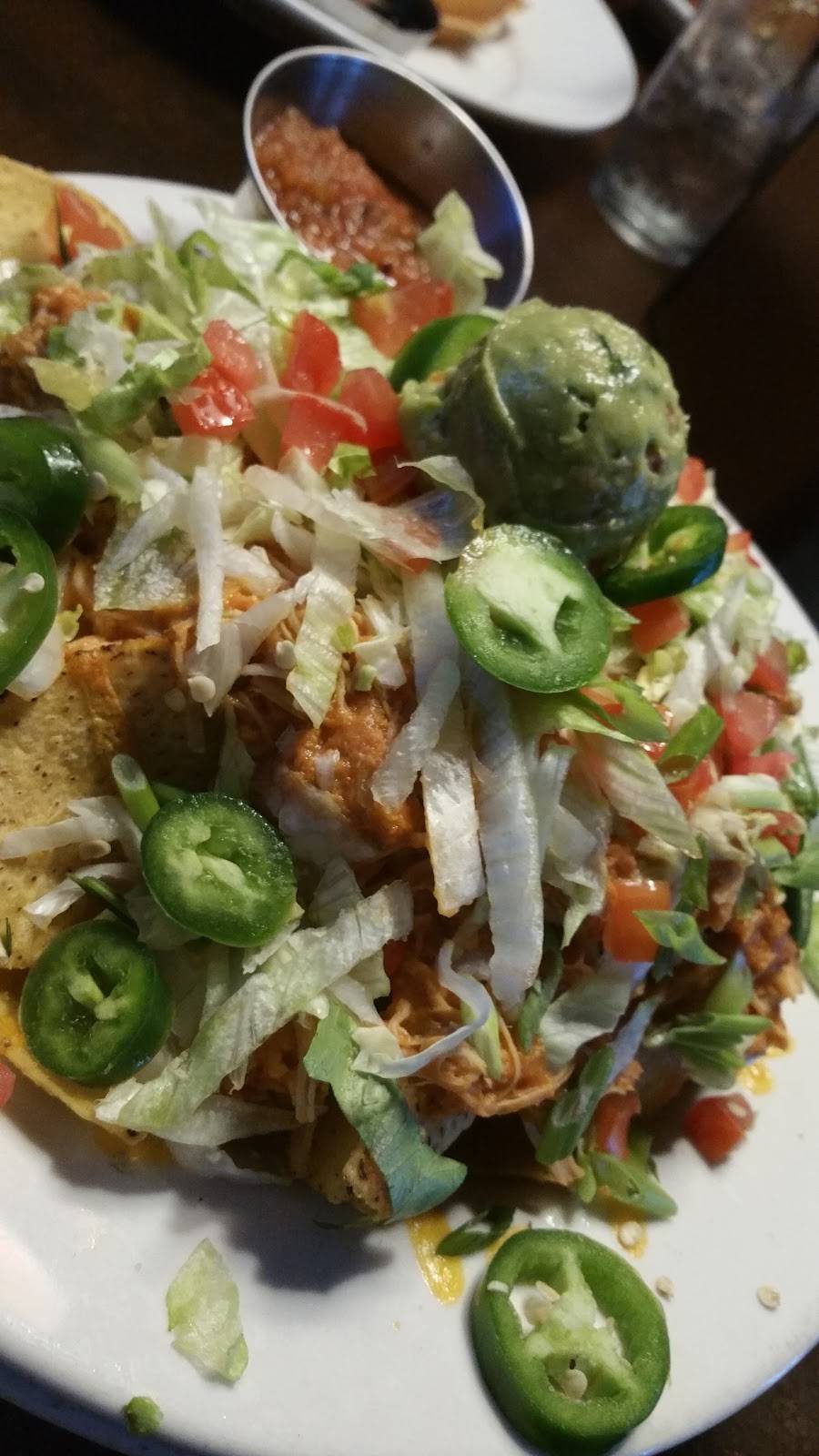 Westwood Tavern | restaurant | 1385 N Meacham Rd, Schaumburg, IL 60173, USA | 8479699500 OR +1 847-969-9500