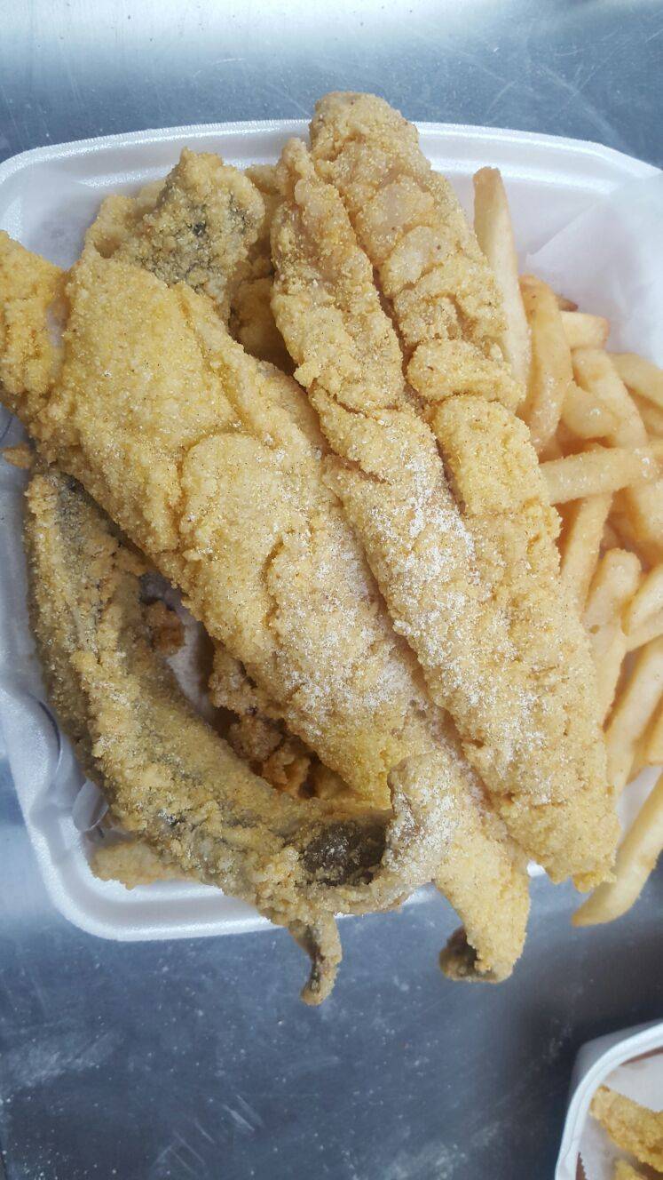 Jordans Fish, Chicken, and Gyros | restaurant | 3681 W 86th St, Indianapolis, IN 46268, USA | 3179865772 OR +1 317-986-5772