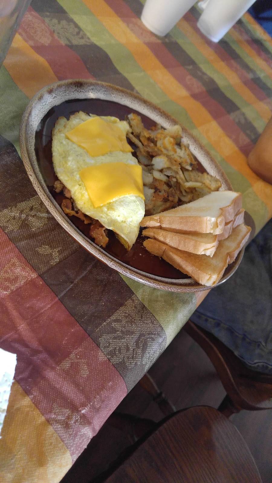 Cherry St Cafe | restaurant | 112 E Cherry St, Georgetown, OH 45121, USA | 9373780130 OR +1 937-378-0130