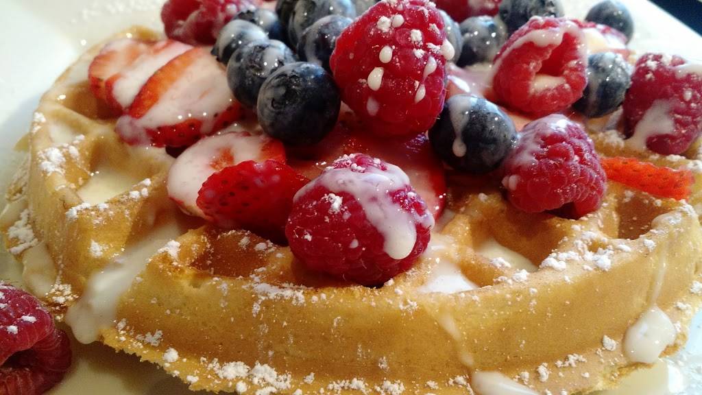 Tranche de Bonheur | restaurant | 5200 Rue Wellington, Verdun, QC H4H 1M9, Canada | 5145482332 OR +1 514-548-2332