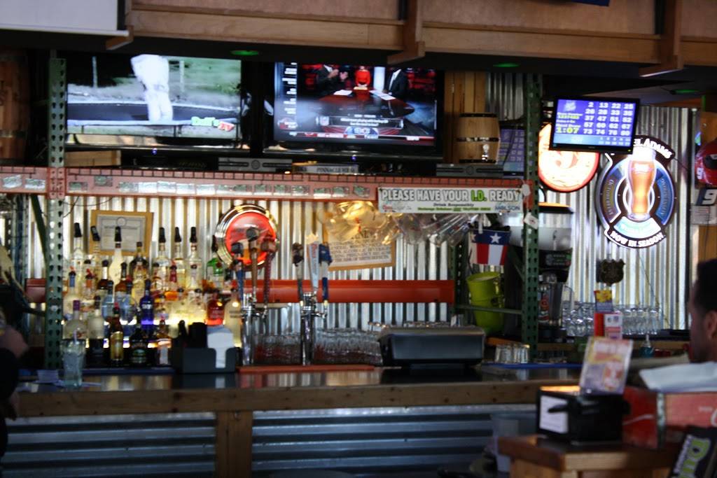 Duffs Famous Wings | restaurant | 3090 Orchard Park Rd, Buffalo, NY 14224, USA | 7166747212 OR +1 716-674-7212